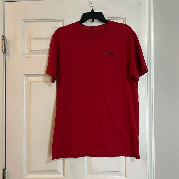 Patagonia Men's Graphic Print Tee Shirt Red Size L - Picture 1 of 6